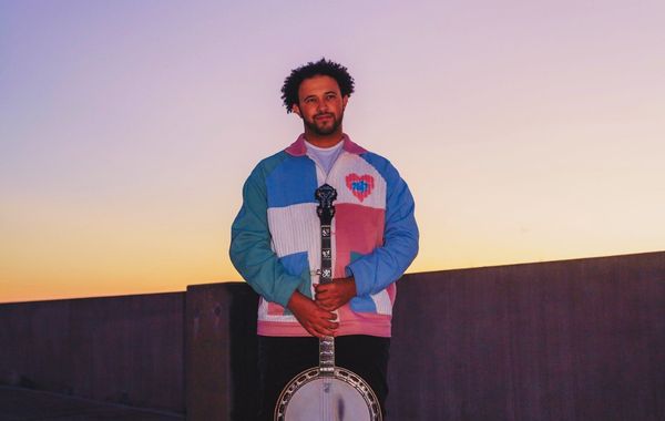 Tray Wellington Band